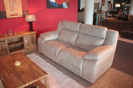 Carl 3 zits, 1x electrisch € 1449,-